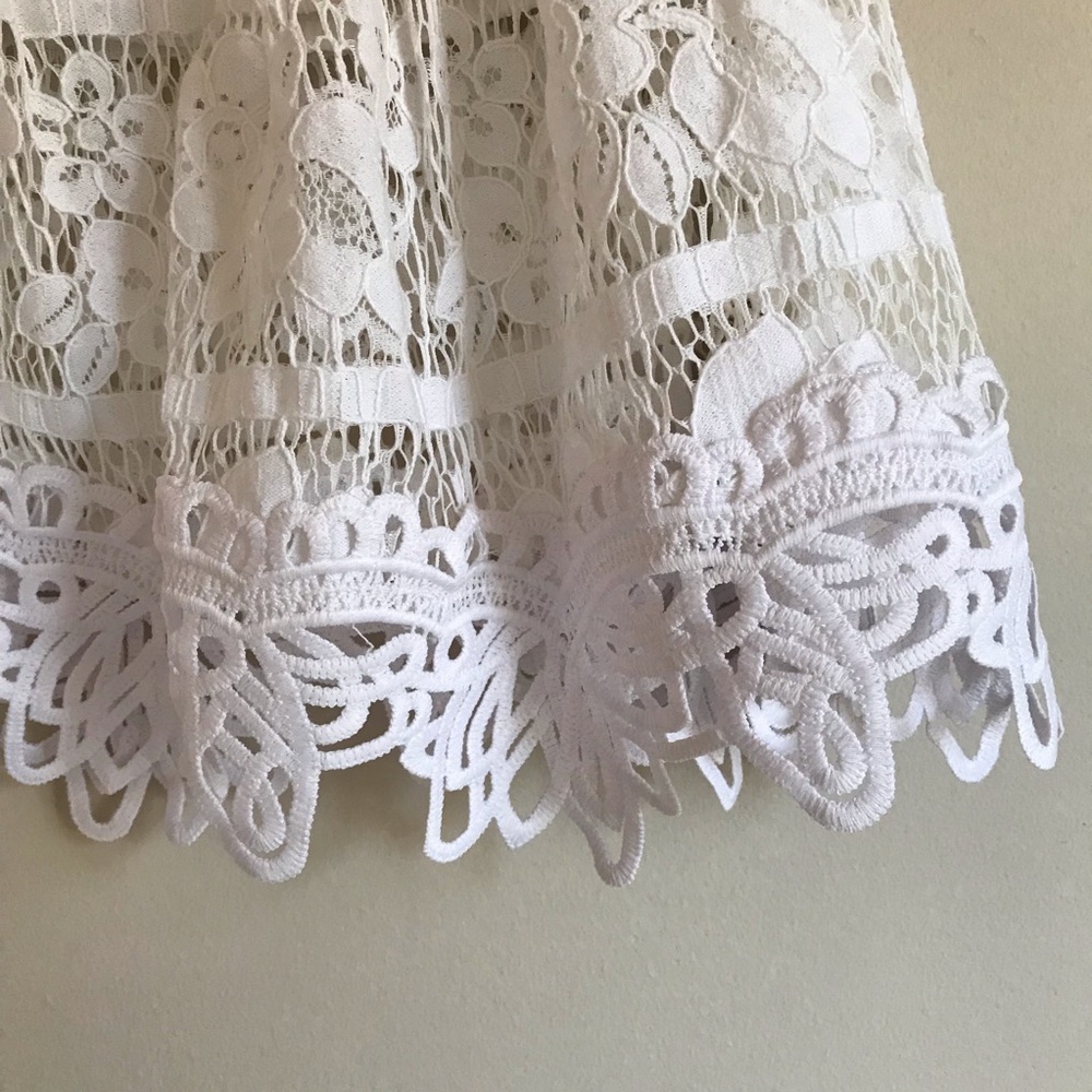 Free People Sweet Dreams Off The Shoulder Lace CropTop - Picture 7 of 12
